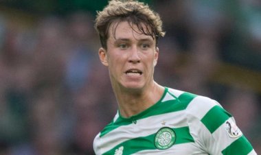 Hendry questions lack of opportunity at Celtic