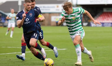 Former Celtic striker Frank McAvennie joins "James Forrest in" chorus ahead of Glasgow Derby - 67 Hail Hail