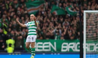 Picture: First Image of Scott Brown Emerges After Signing Dons Contract