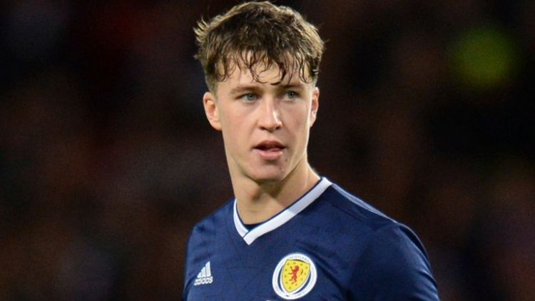 Hendry: I can add value in Scotland back-three