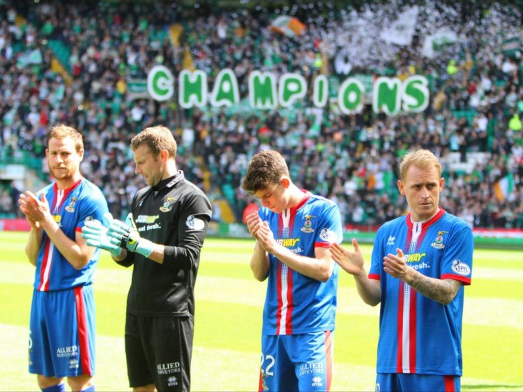 Not a Chance in Paradise:  "The Guard of Honour thing is just a N