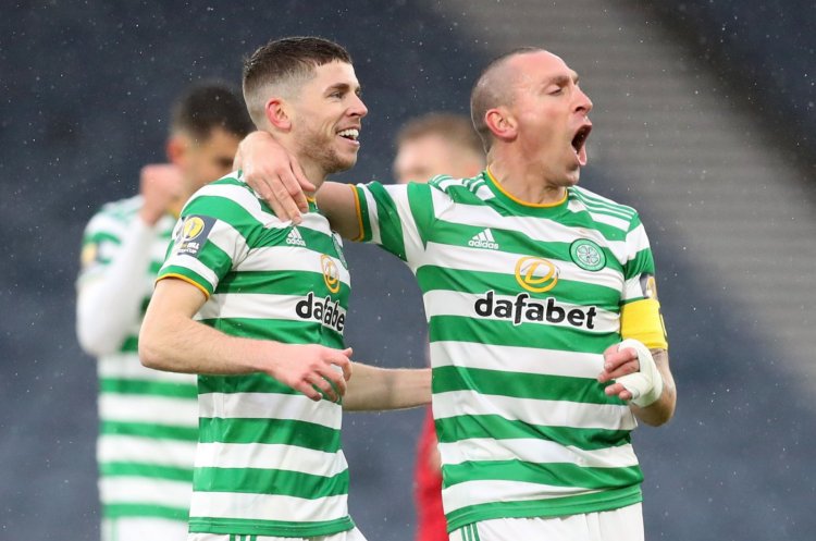 Mixed message over Scott Brown contract