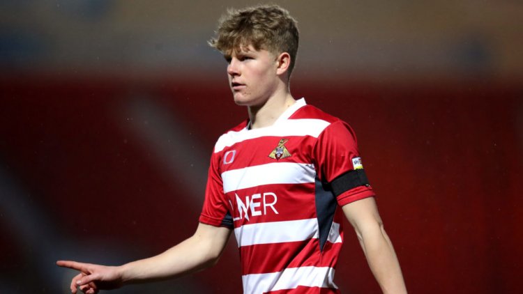 Doncaster boss' promising update after worrying injury to Celtic's Scott Robertson - 67 Hail Hail