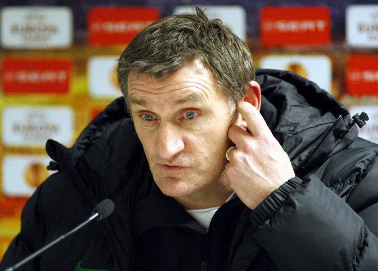 Tony Mowbray's Celtic reign comes to an end after horror show in