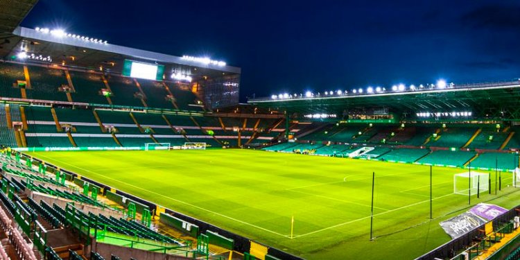 ‘Complete Waste of Time’ – Lots of Celtic Fans React to Desmond Interview