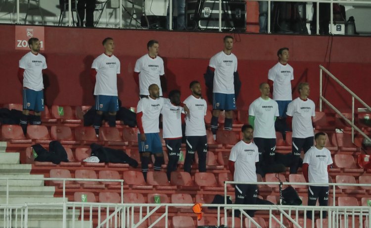 Celtic players take part in Human Rights T-shirt protest