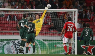 Celtic hero Artur Boruc seals title glory at 41 - 67 Hail Hail