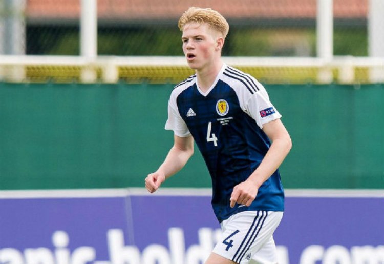 Celtic: Fans buzz as Welsh signs contract