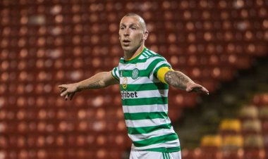 Gordon Strachan explains why Scott Brown turned down Celtic contract - 67 Hail Hail
