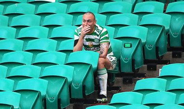 90s Celtic favourite Simon Donnelly shares classy Scott Brown throwback tweet - 67 Hail Hail