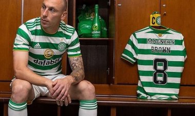 Photo: Scott Brown posts Celtic farewell message to the fans | The Cel