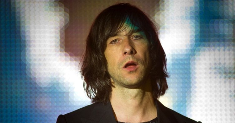 Primal Scream frontman Bobby Gillespie 'loves Celtic FC more than his wife'