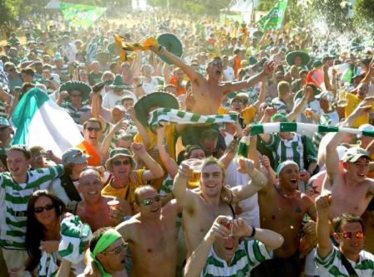 Photo Of The Day: Celtic Fans In Seville | The Celtic Star
