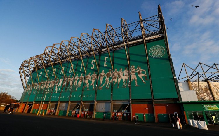 Celtic should consider Micky van de Ven