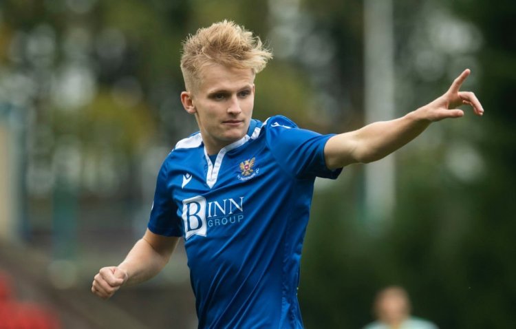 Celtic warned against Ali McCann signing