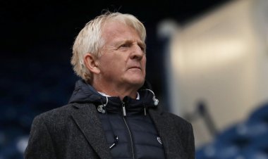“There’s no point asking pundits” - Strachan is brilliant as he annihilates media Postecoglou coverage
