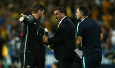 Report: Celtic could be in for Australian goalkeeper Mat Ryan after all - 67 Hail Hail