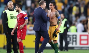 Celtic fans bombard Tim Cahill after good luck message to Postecoglou - 67 Hail Hail
