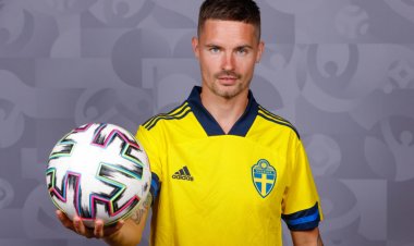Celtic fans left delighted after seeing Mikael Lustig bossing it for Sweden - 67 Hail Hail