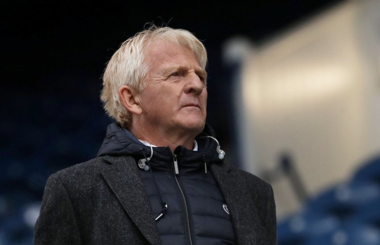“There’s no point asking pundits” - Strachan is brilliant as he annihilates media Postecoglou coverage