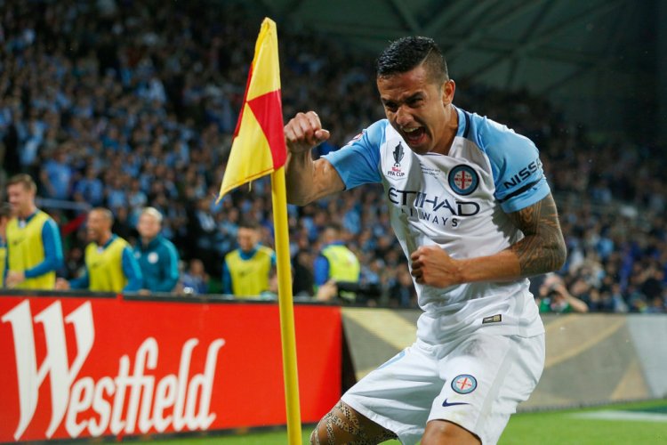 Tim Cahill sends class message to Celtic and Postecoglou - 67 Hail Hail