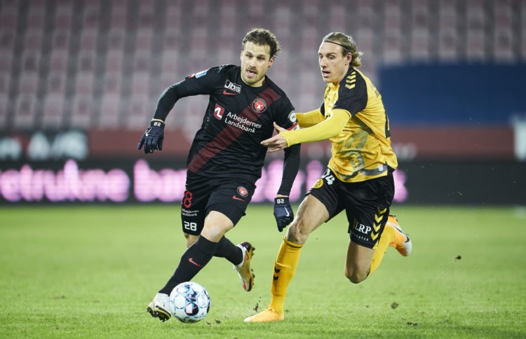 Erik Sviatchenko addresses Celtic transfer rumours; sounds ready to leave FC Midtjylland - 67 Hail Hail