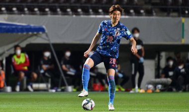 Transfer Round-up: Mooy and Itakura most likely Postecoglou signings |