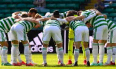 CELTIC 1 FC MIDTJYLLAND 1: BLUNDER BHOYS BITTON, BARKAS KEEP PRESSURE ON HOOPS