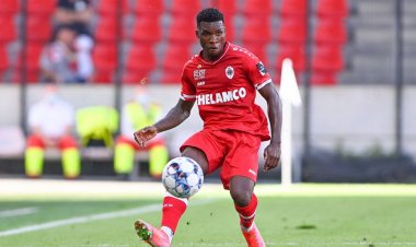 Celtic submit bid for right-back target but face competition from Turk