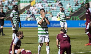 Celtic 2-6 West Ham : Extended highlights