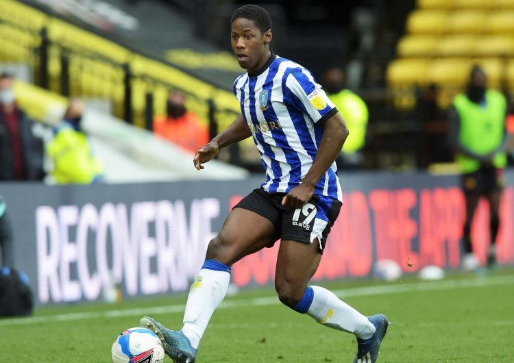 ‘Modern defender’ Osaze Urhoghide leaves Sheffield Wednesday to join Liam Shaw at Celtic