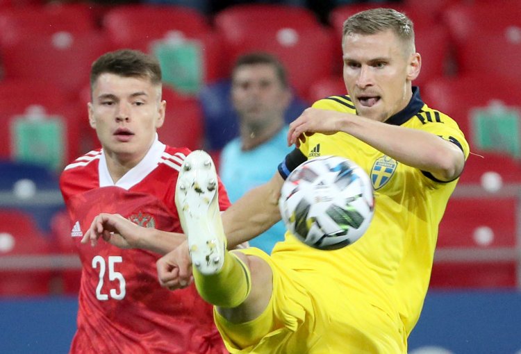 Swedish Report: Celtic agree terms with Carl Starfelt; medical booked in Moscow - 67 Hail Hail