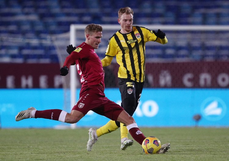 Report: Carl Starfelt set to fly in and join Celtic soon - 67 Hail Hail