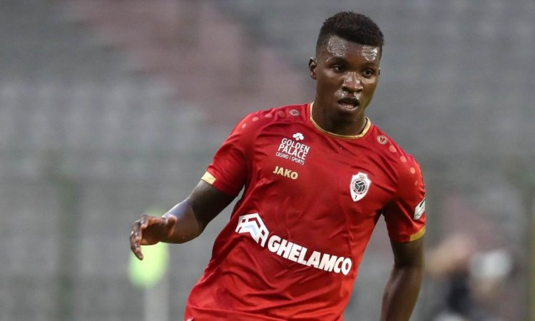 Transfer specialist names Celtic's new right-back target | The Ce