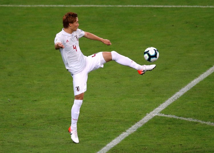 Celtic in talks over deal for Itakura