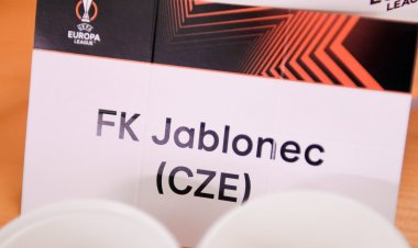Jablonec manager sounds worried about Celtic; compares Postecoglou's team to Lennon's - 67 Hail Hail