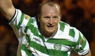 "Won't win anything with that defending!": Hartson rips
