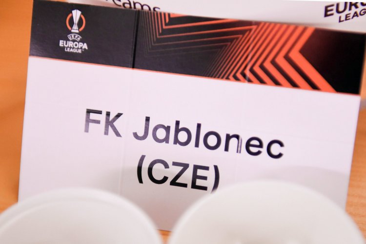 Jablonec manager sounds worried about Celtic; compares Postecoglou's team to Lennon's - 67 Hail Hail
