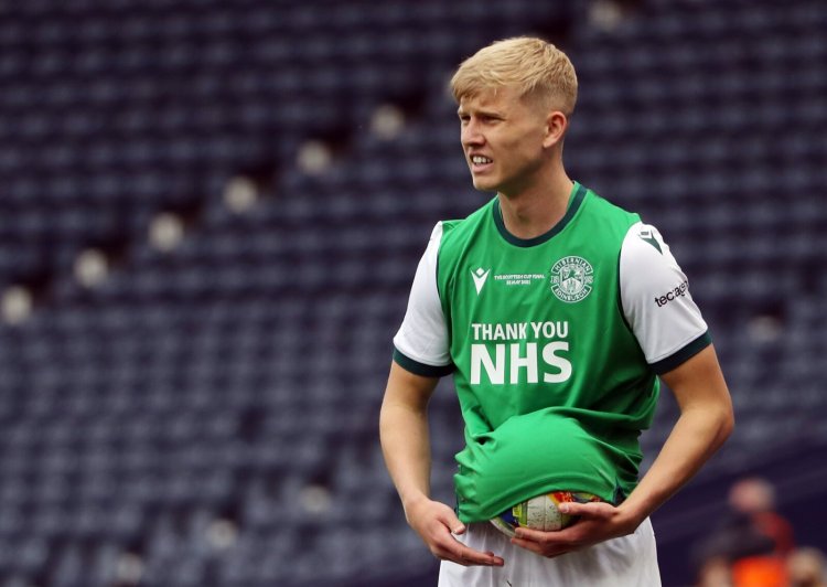 Pundit makes transfer claim over Nottingham Forest, West Ham and Celtic target