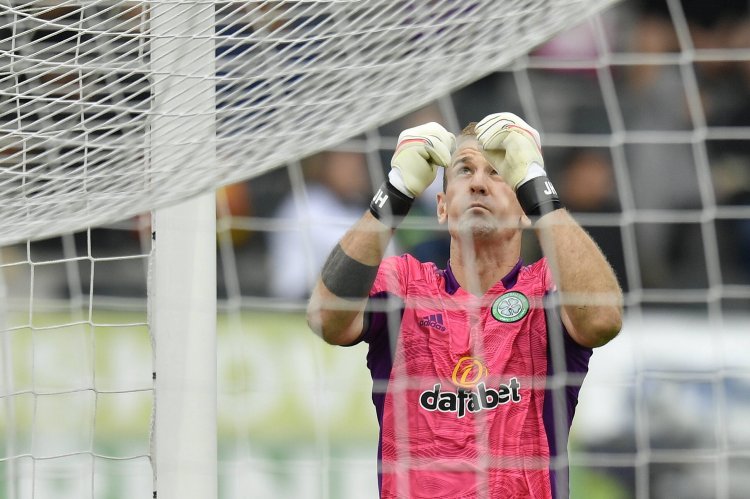 Chris Sutton reacts to Celtic's win over Jablonec | Sportslens.com