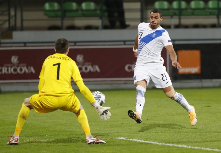 Celtic eyeing deal for Giakoumakis