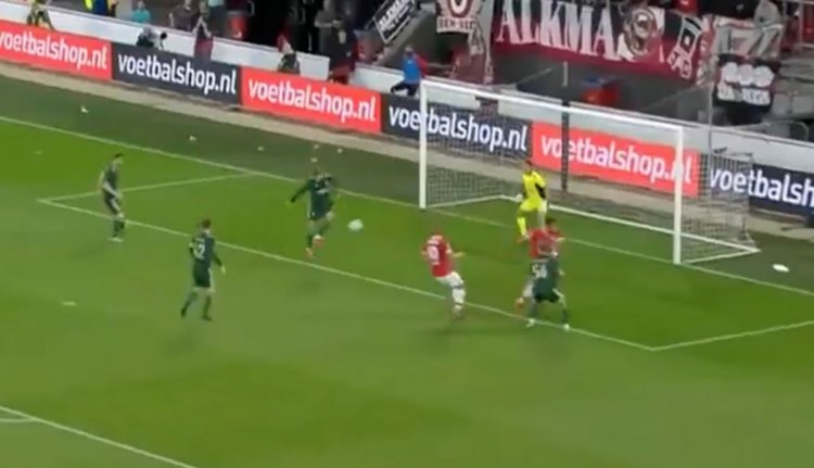 Video: Starfelt own-goal gifts AZ Alkmaar the lead | The Celtic Star