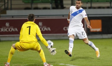 Definitely- Ange reveals when Celtic fans will see Giakoumakis