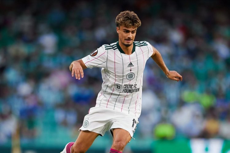 Ex-Bayern and Man United man wowed by Celtic ace who was ‘a handful all game’