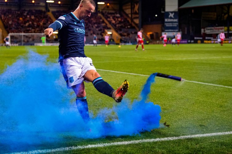 Dundee 0-2 St Johnstone: Leigh Griffiths kicks flare into away crowd in cup loss